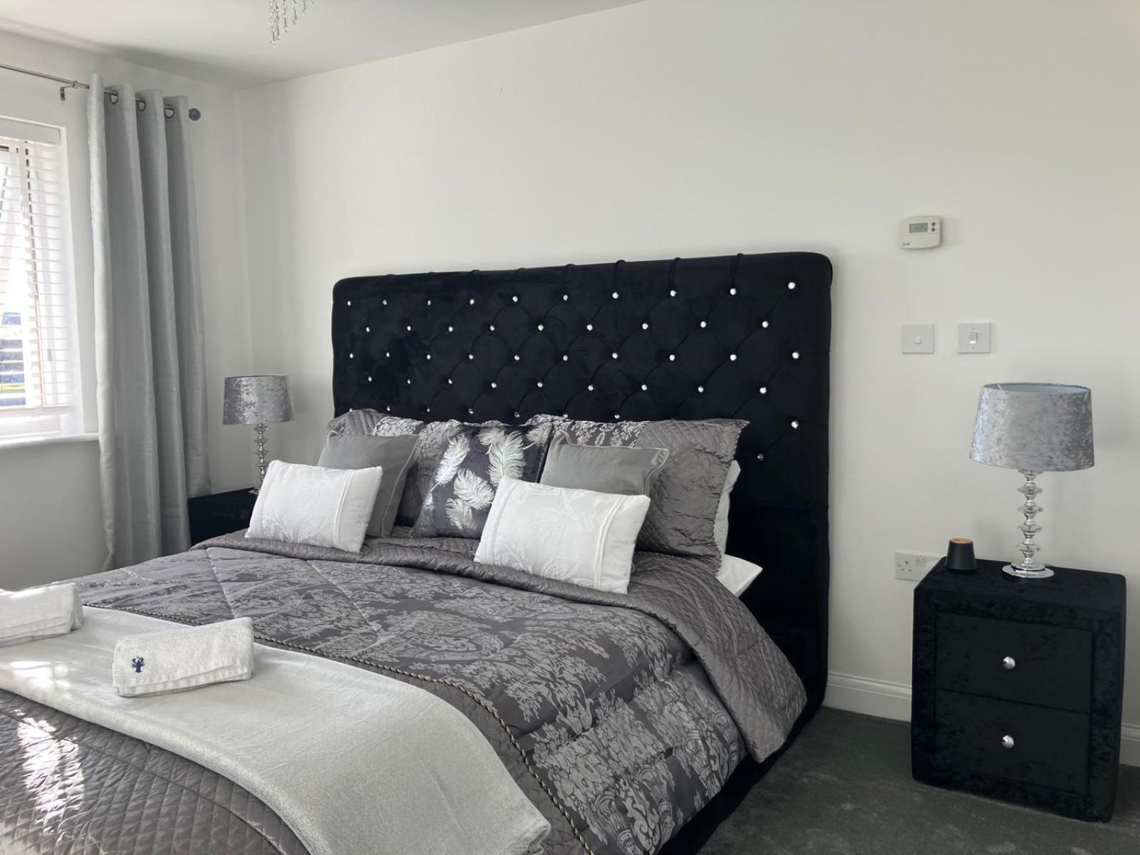 Boutique Cosy 3-bed Holiday home Sheffield